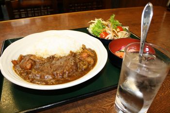 うご牛カレー